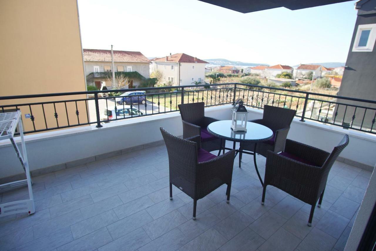 Apartman "Mary" Trogir Exterior photo